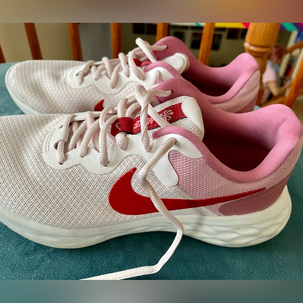 Nike Revolution 6 Next Nature Women's Road Running Shoes